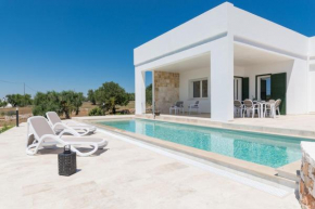 Charming Villa with Pool by Wonderful Italy Ostuni